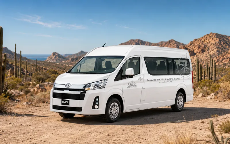 Van de transporte de Cabo Sailing en el desierto